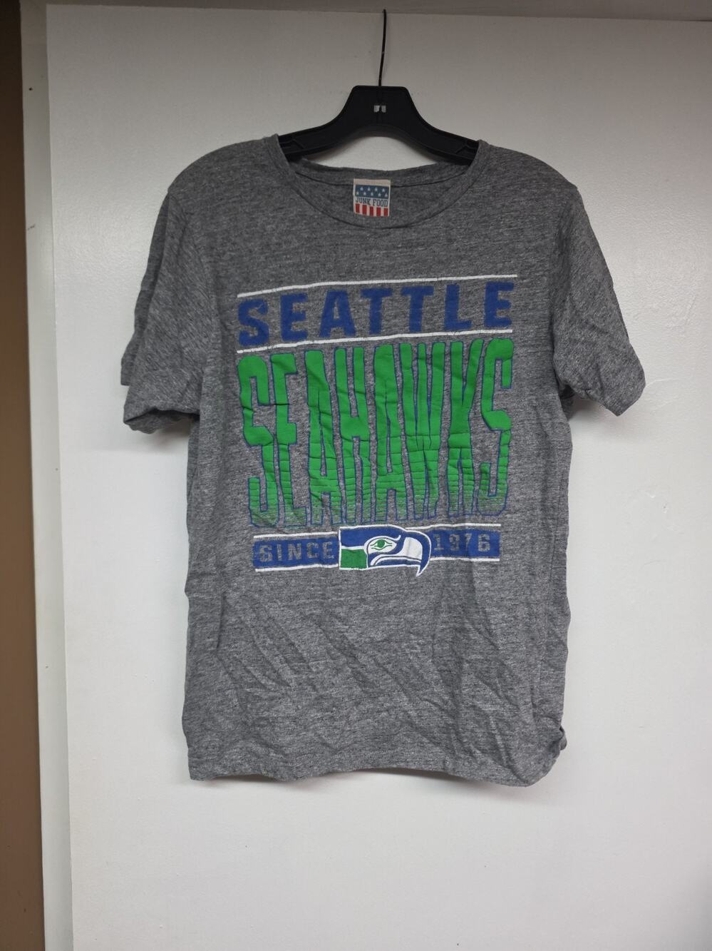 Junk Food NFL Seattle Seahawks Graphic T-Shirt Gray Heather Size S Mens / Unisex